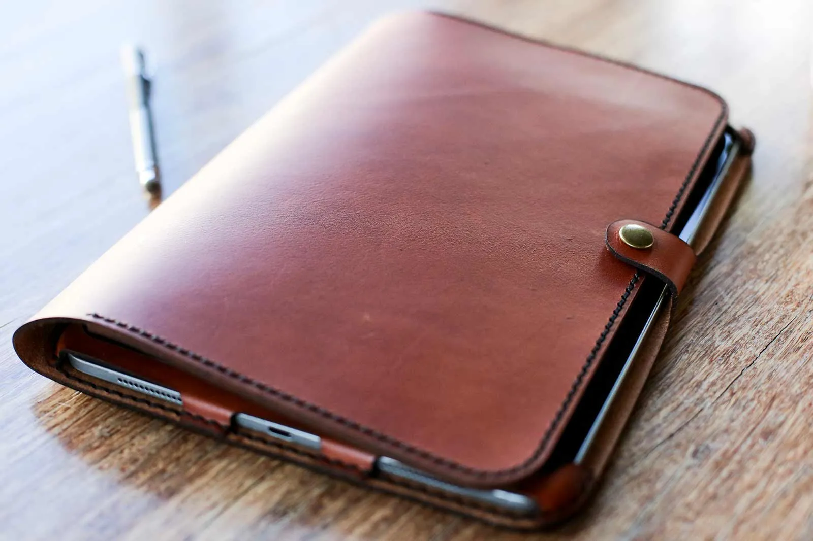 iPad Pro 11 2021 Classic Leather Case