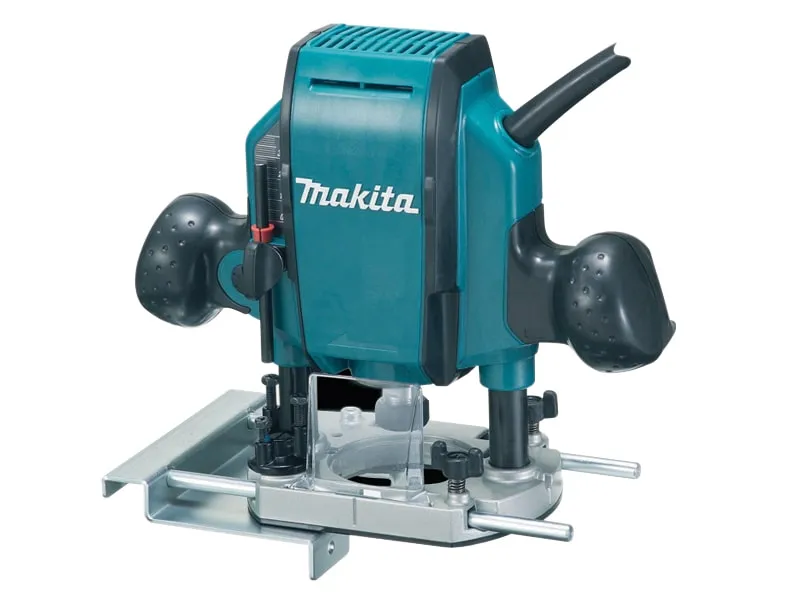 Makita RP0900X 220V Router c/w Case