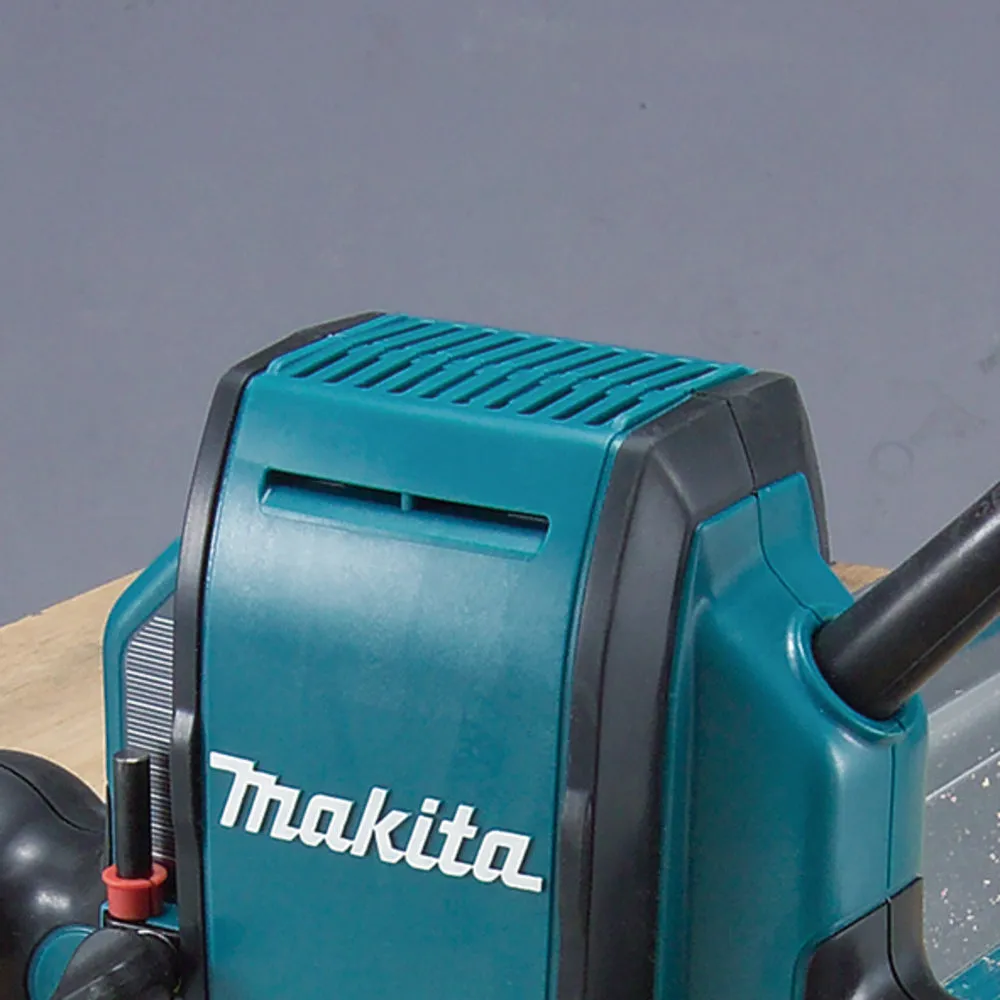 Makita RP0900X/2 Heavy Duty 1/4" or 3/8" Plunge Router 240V In Case