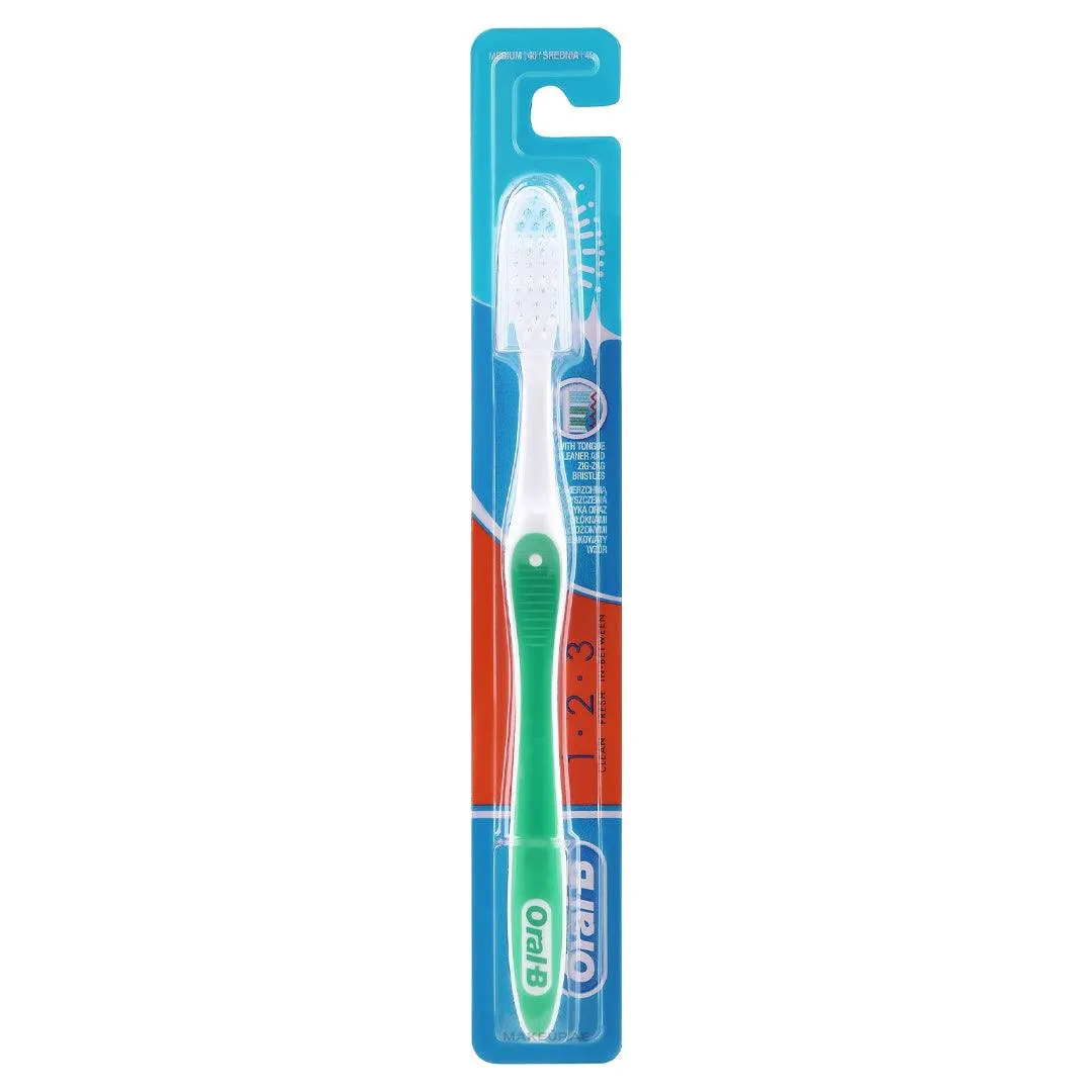 Oral B Medium Toothbrush Clean Fresh Strong - 1 Pcs