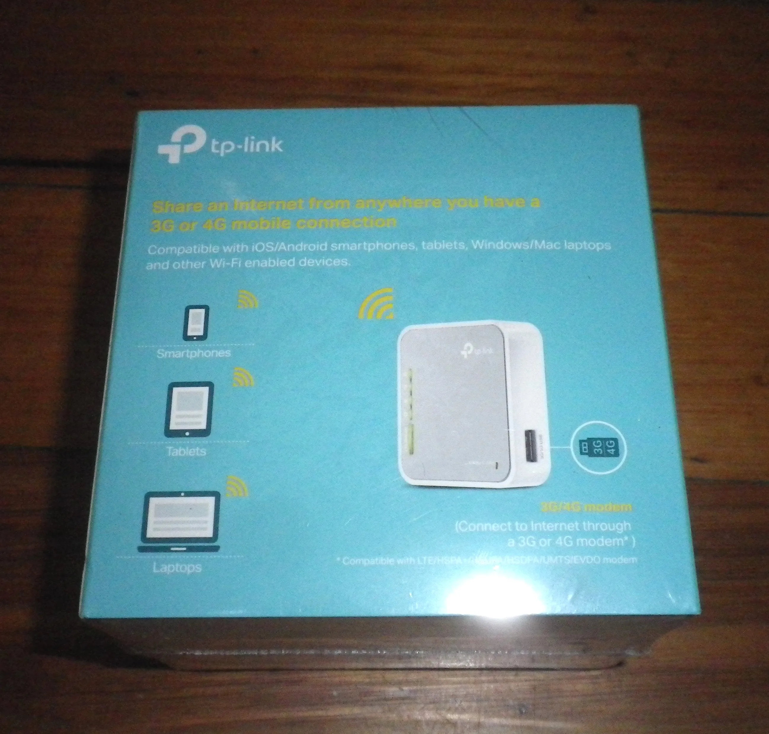 TP-Link 300Mbits/sec Portable 3G / 4G / Wireless N Router - Part # TL-MR3020