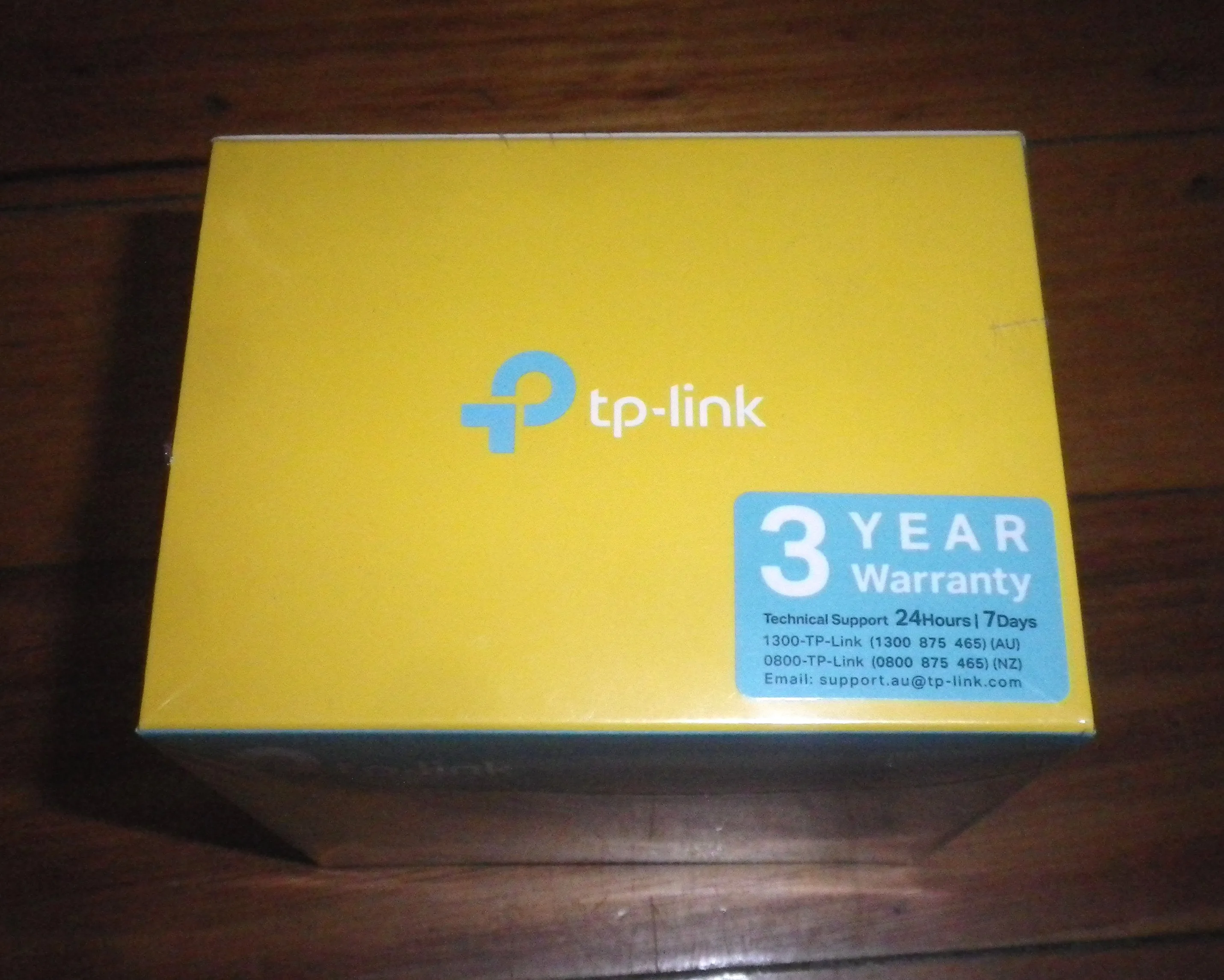 TP-Link 300Mbits/sec Portable 3G / 4G / Wireless N Router - Part # TL-MR3020