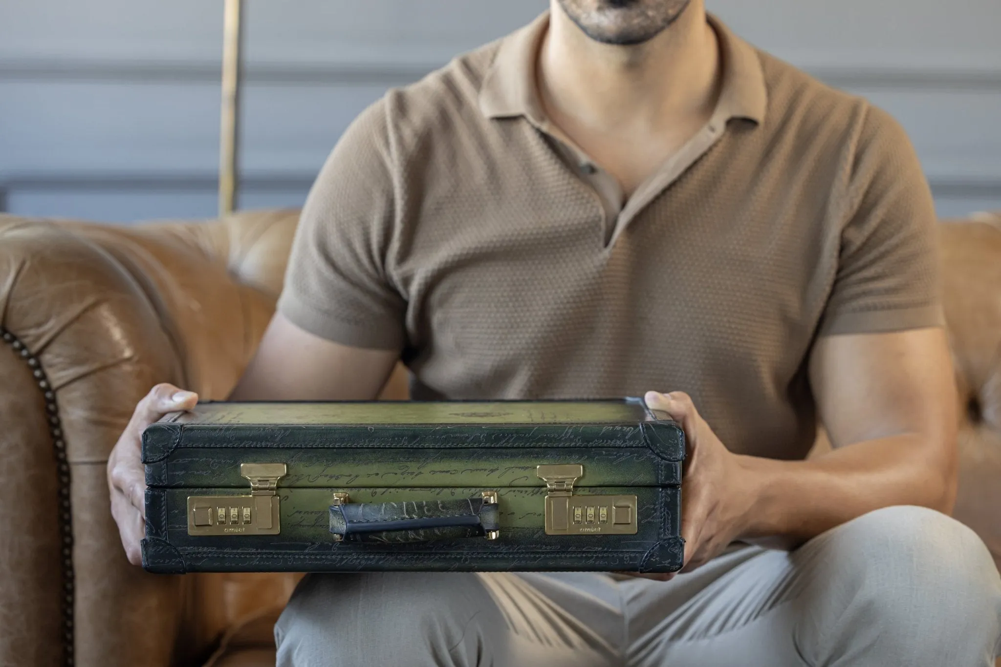 Watch Collector Case - Parchment Patina Olive Green